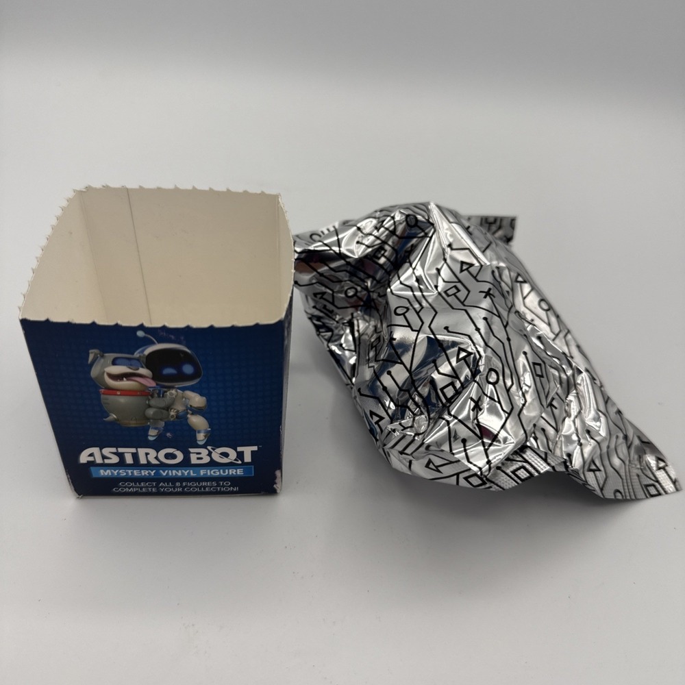 Astro Bot 3" Mystery Mini Figure Collectible Vinyl Blind‎ Box Toy
